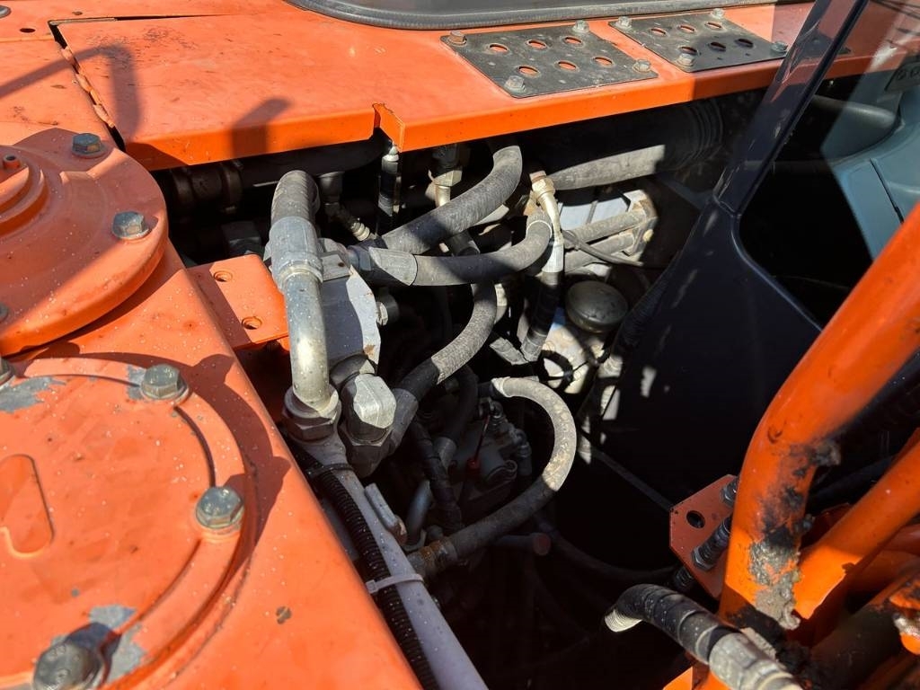 Hitachi ZX 140 W-5B