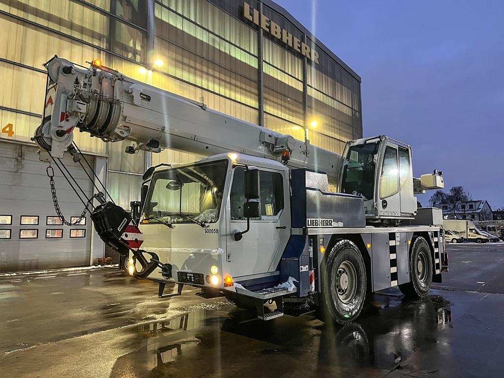 Image for ALL TERRAIN CRANES 2021 Liebherr LTM 1030-2.1