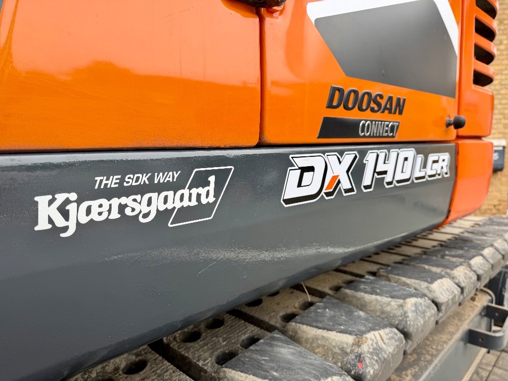 Develon DX 140 LCR-7