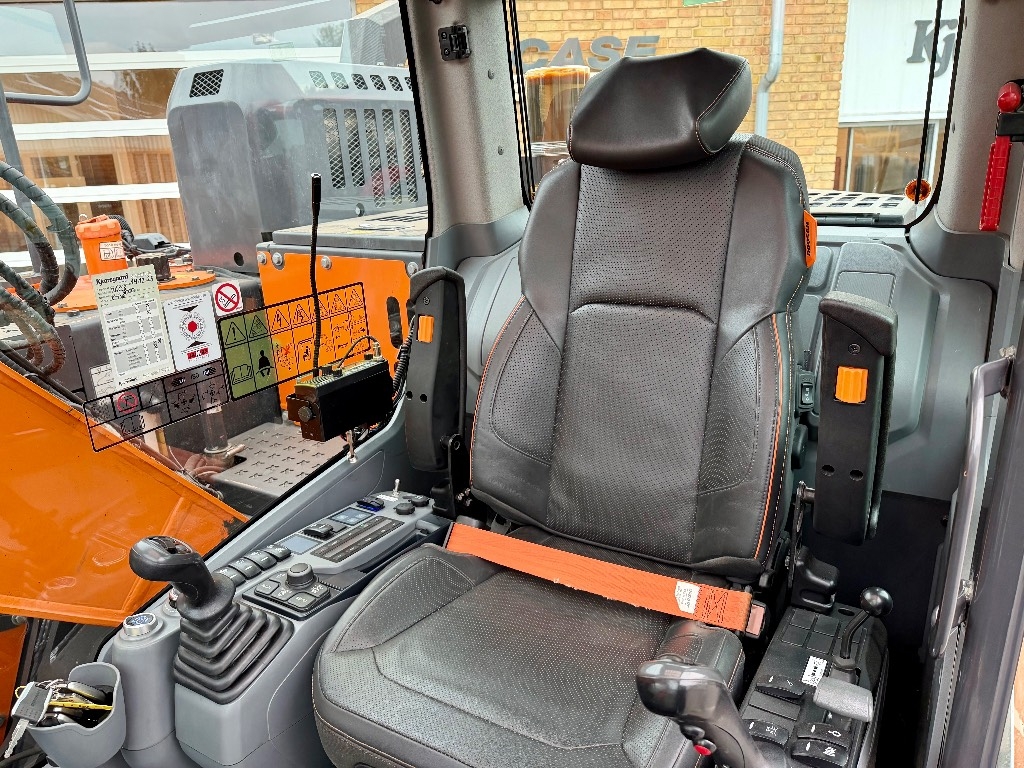 Develon DX 140 LCR-7