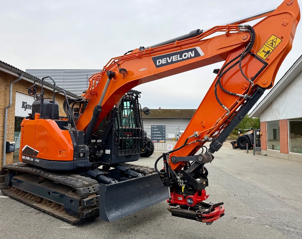 Develon DX 140 LCR-7