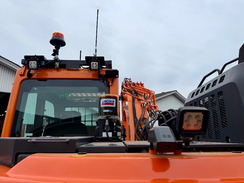 Develon DX 140 LCR-7