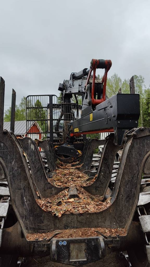 Logset 5F GT - Kuormatraktorit - Metsäkoneet - Logset