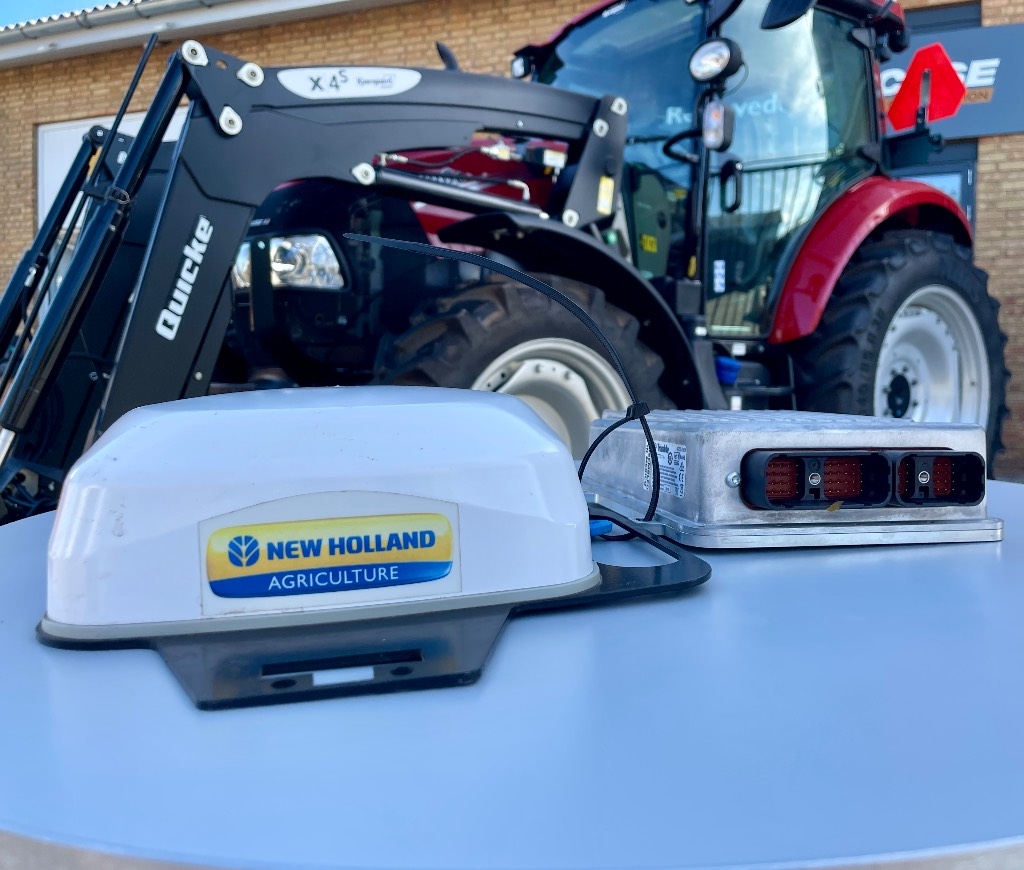 CNH 392 RTK GPS sæt med NAV controller og GPS antenne