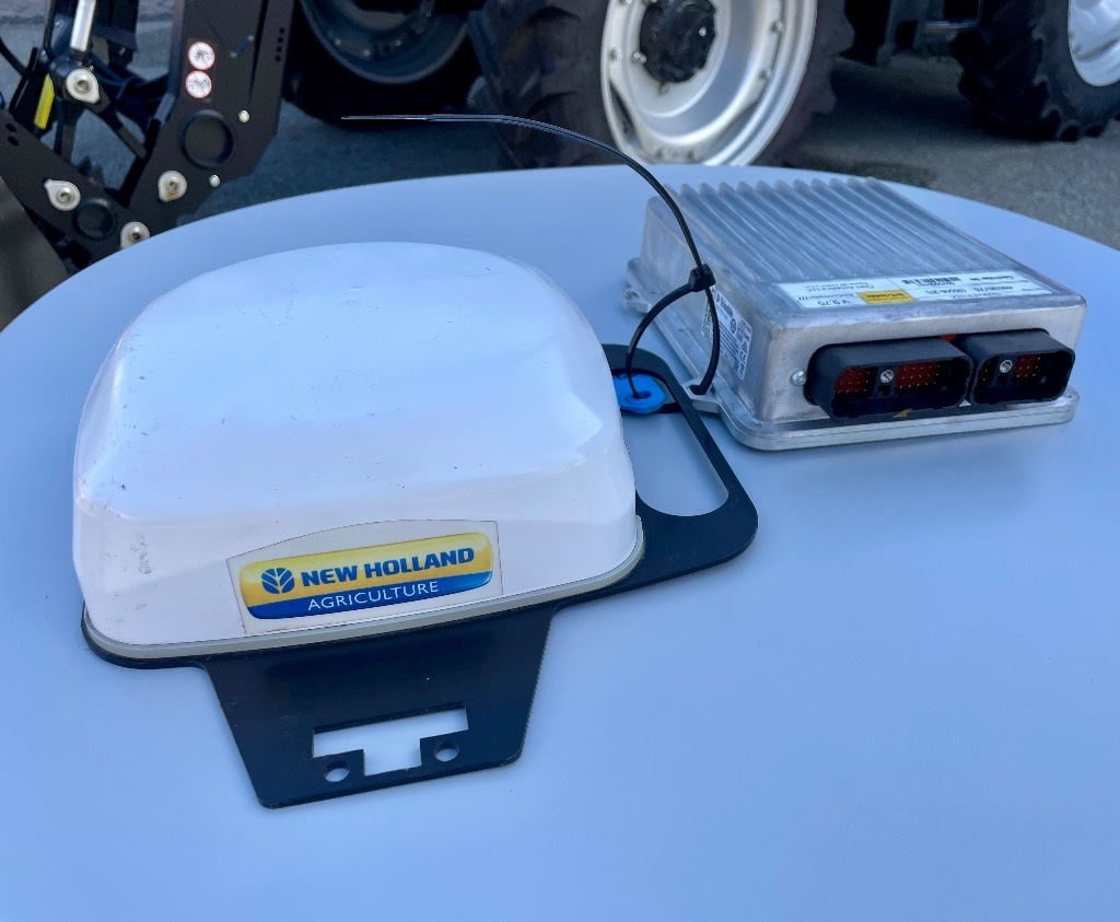 CNH 392 RTK GPS sæt med NAV controller og GPS antenne