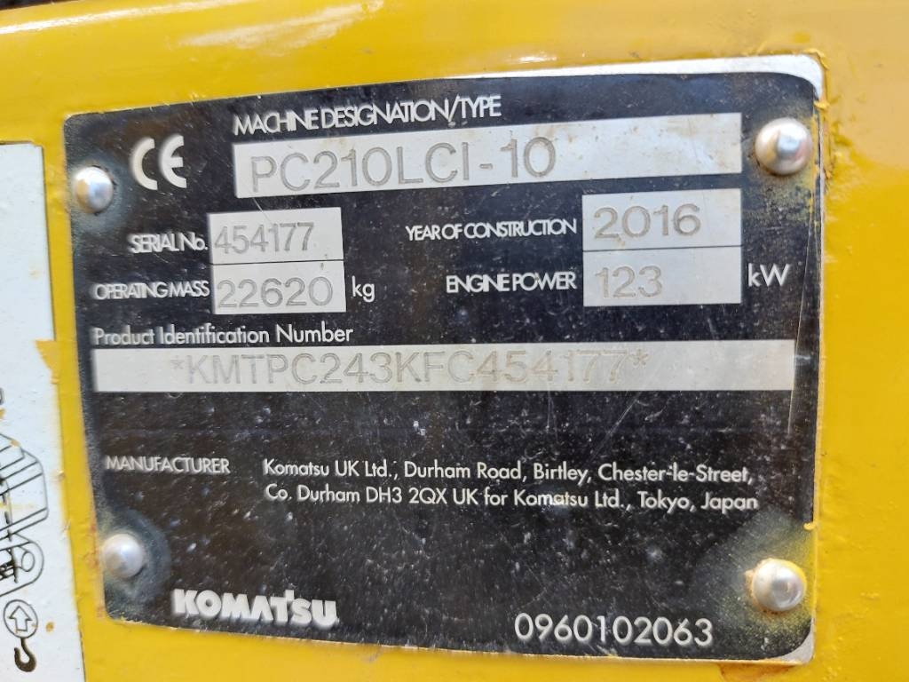 Komatsu PC210LC-10