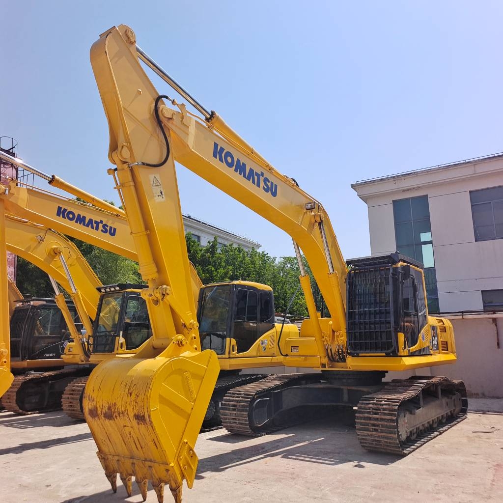 صورة ل حفارات 2024 كوماتسو PC240LC-7 للبيع في الصّين