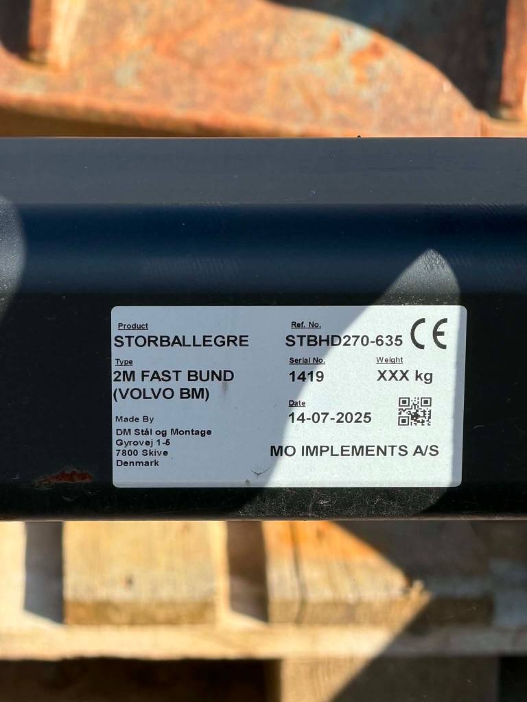 MO Implements Storballegrab 2m fast bund (Volvo BM)