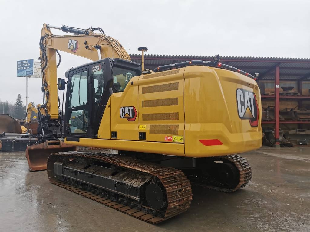 Bandgrävare CAT 323 Next Gen