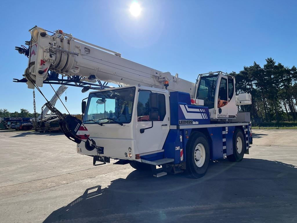 صورة ل كرينات صالحة لكل أنواع الطرق 2021 ليبهير LTM 1030-2.1