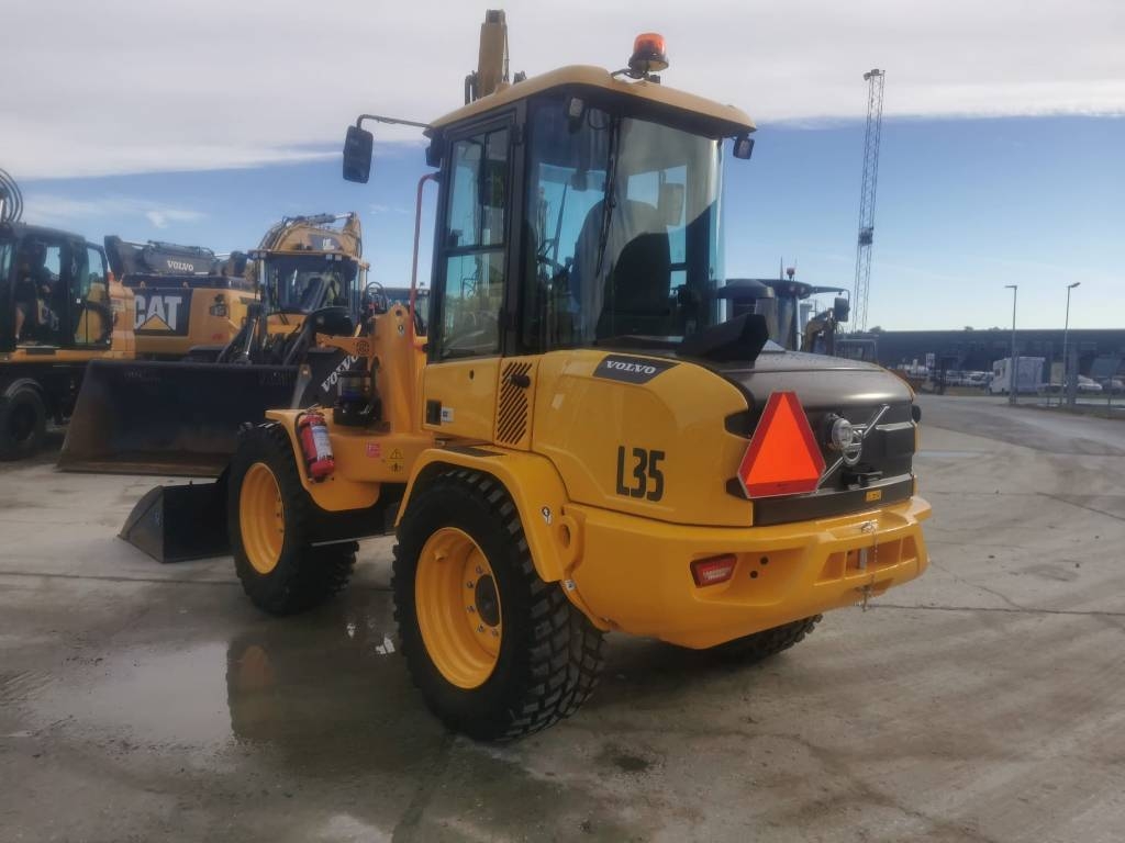 Wheel loader Volvo L35HT