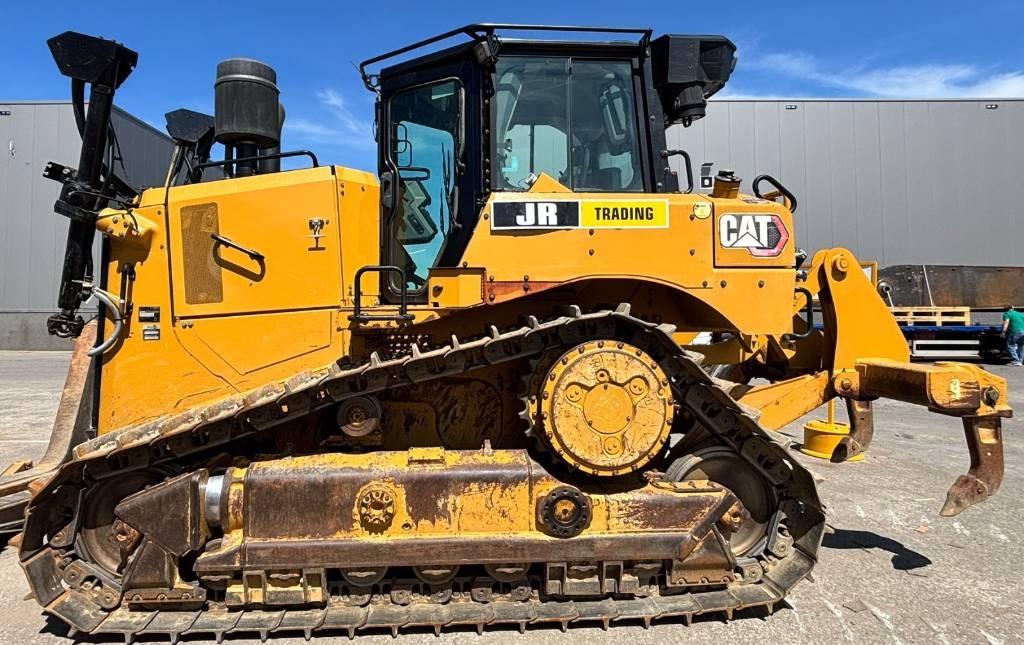 CAT D 6 XL (Coming Soon)