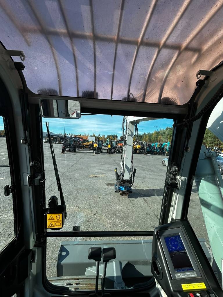 takeuchi-tb-2150-r-pyorittaja,7378edd7