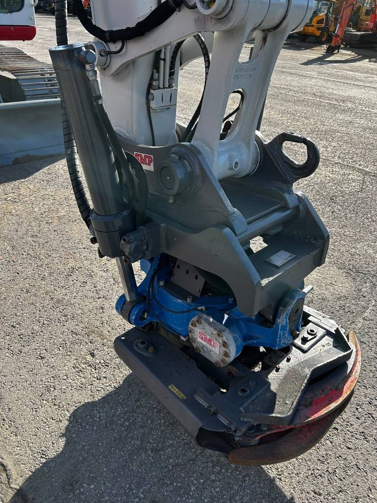 takeuchi-tb-2150-r-pyorittaja,cf4b31f0