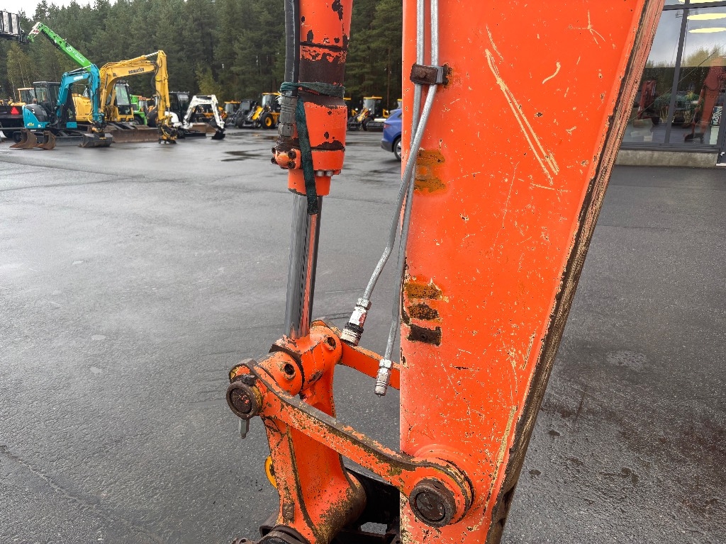 fiat-hitachi-ex-165-levea-alus,51fa7be5
