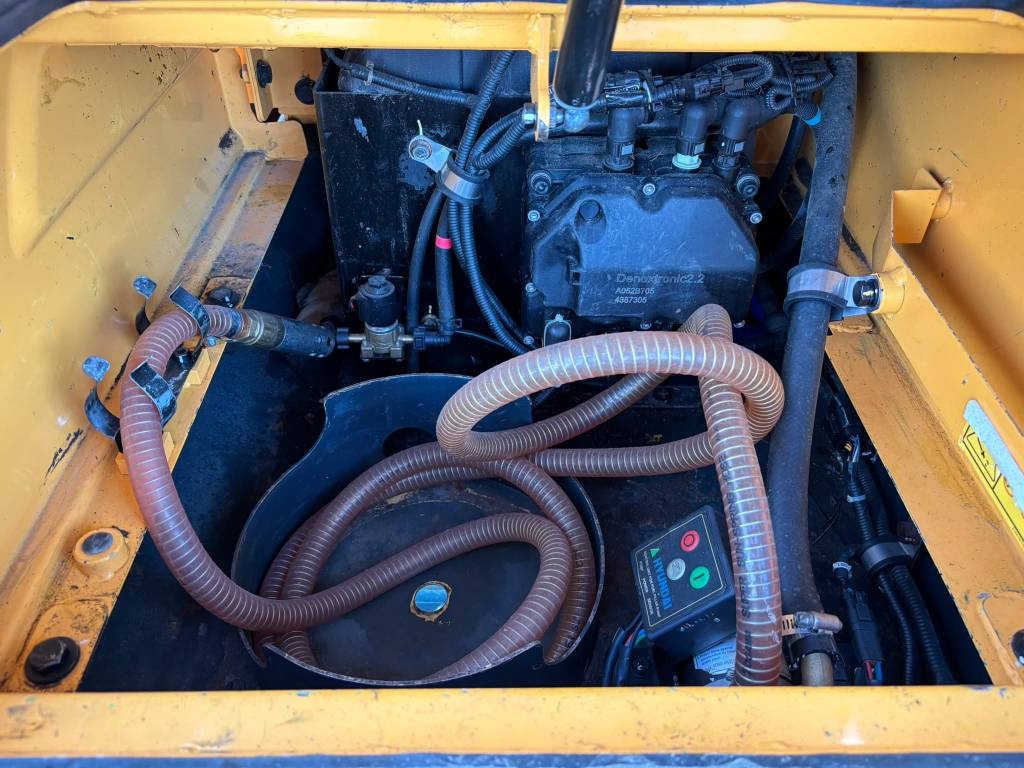 hyundai-hx-140-hw-c-metsaalust,02ccd587
