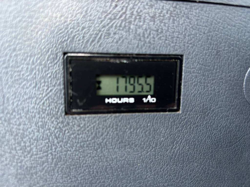 hyundai-hx-140-hw-c-metsaalust,0c2544d0