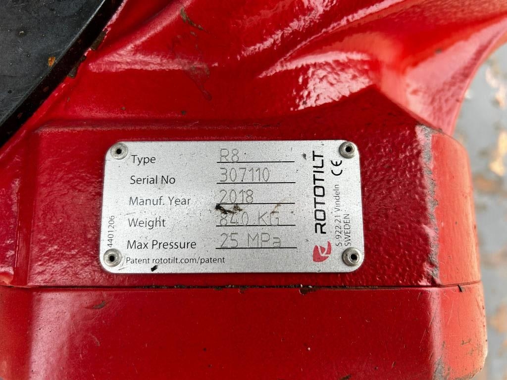 hyundai-hx-235-lcr-rototilt-r8,57d45e57