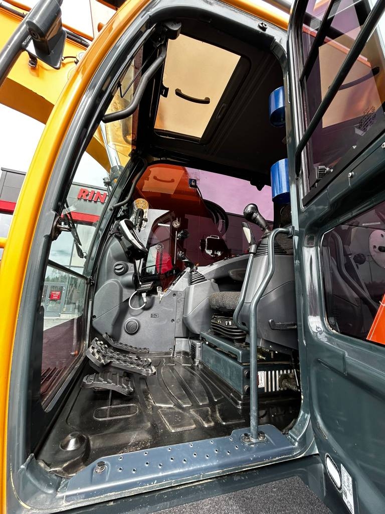 hyundai-hx-235-lcr-rototilt-r8,8ea92aa5