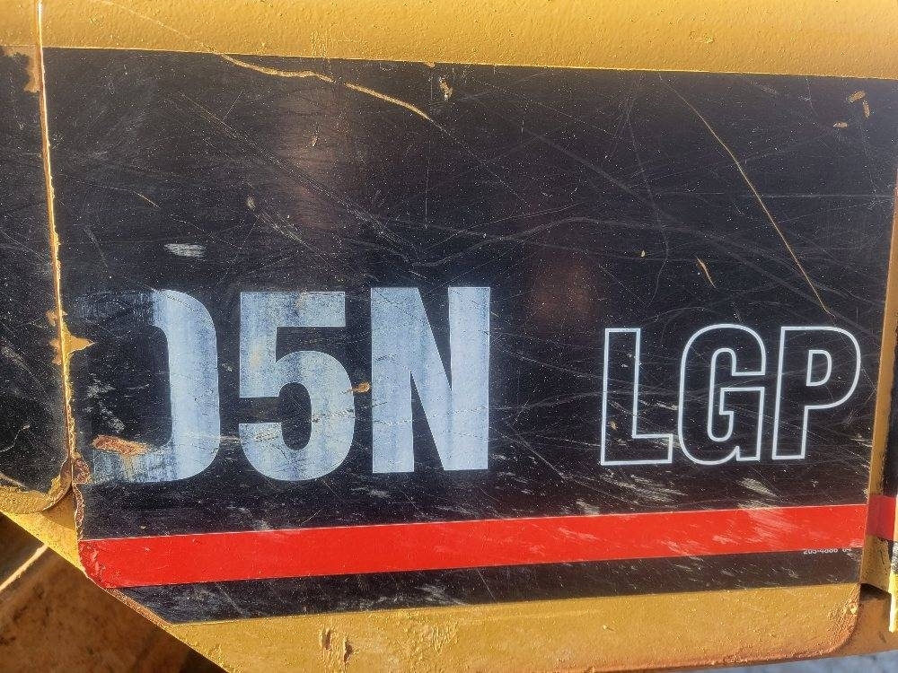 CAT D 5 N LGP