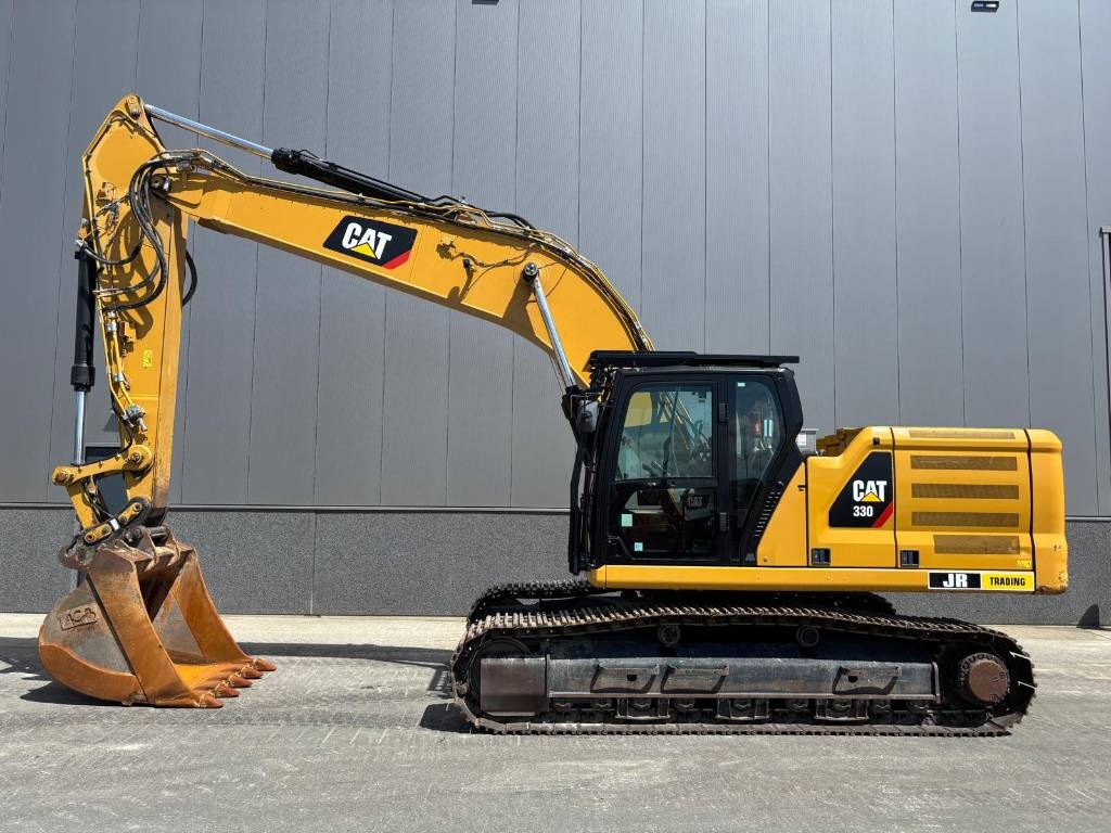 CAT 330 (Narrow 2.99m)
