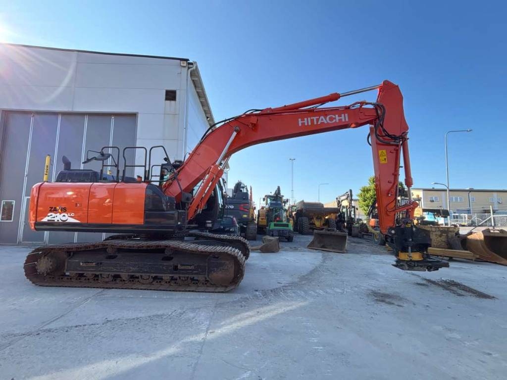 Bandgrävare Hitachi ZX 210 LC-6 crawlerexcavators