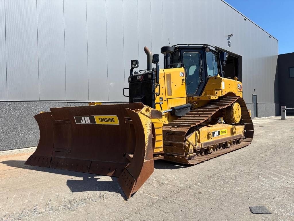 CAT D 6 LGP ( integrated GPS & foldable blade)