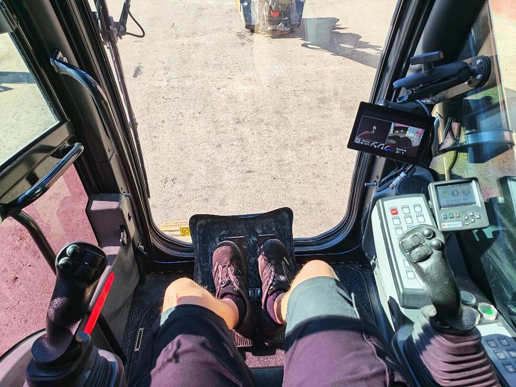 liebherr-r-926-compact-litroni,61f5528a