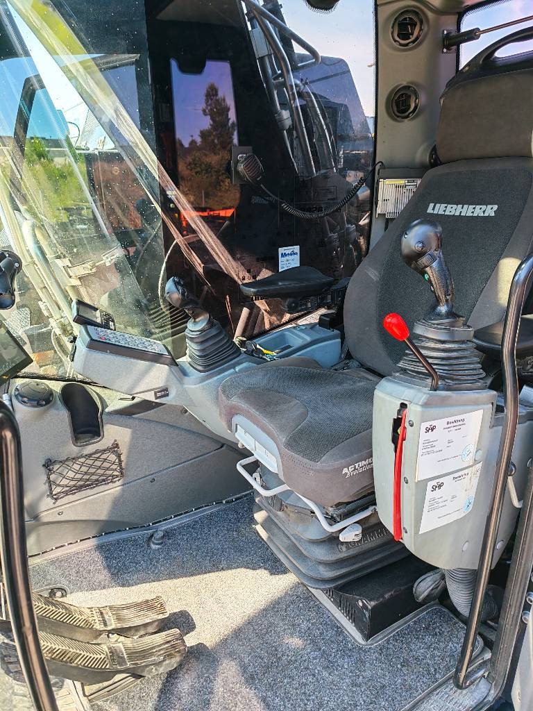 liebherr-r-926-compact-litroni,abecb9c8