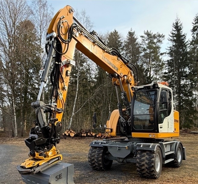 liebherr-913-compact-huippu-va,d211e596