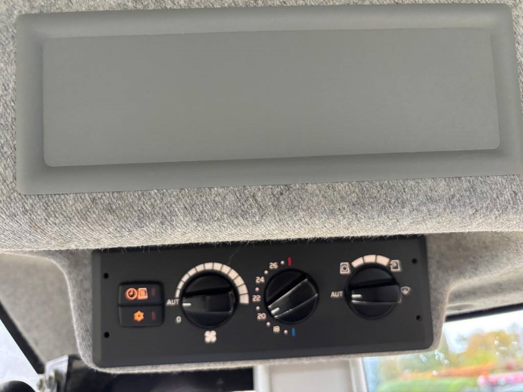 Volvo L 90 H (On Transport)