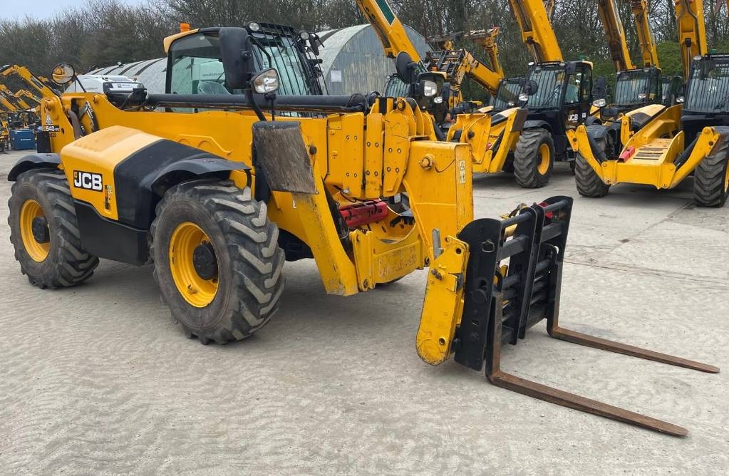 JCB 540-170 - image 1