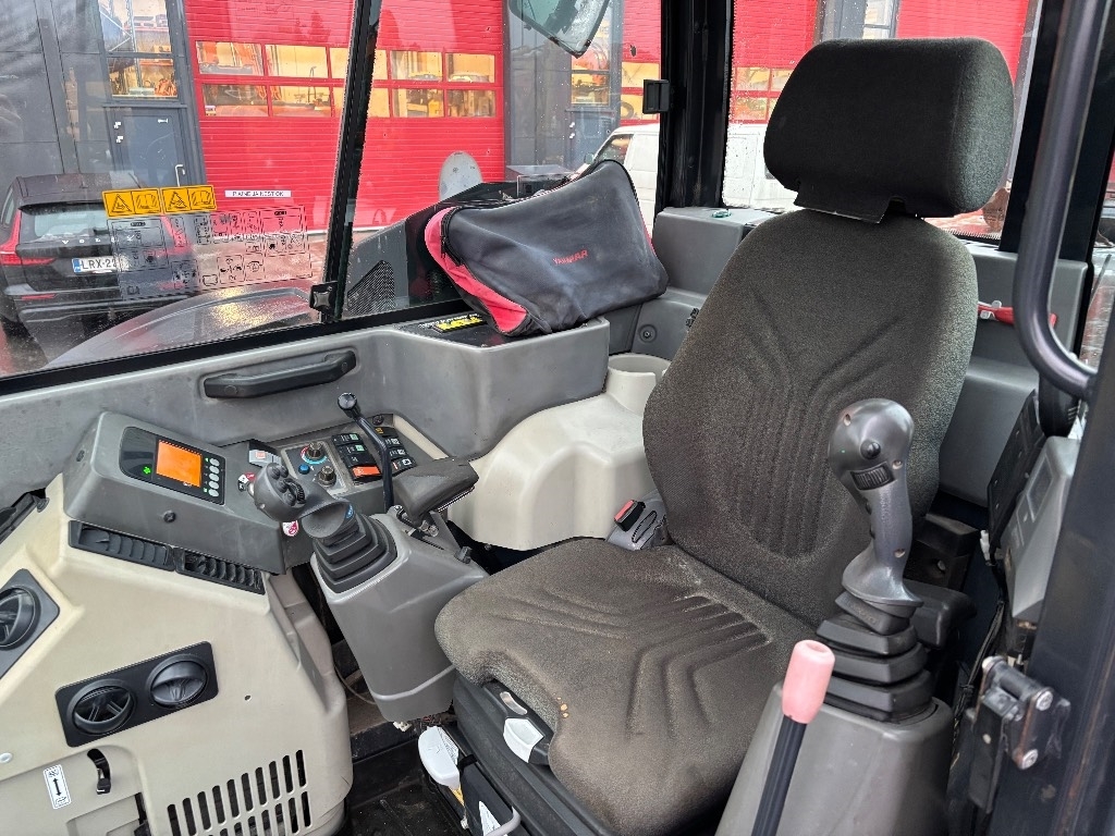 yanmar-vio-80-engcon-pihdit-ra,36c9b899