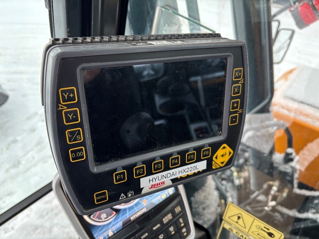 hyundai-hx-220-l-pyorittaja-le,82e7fb3b