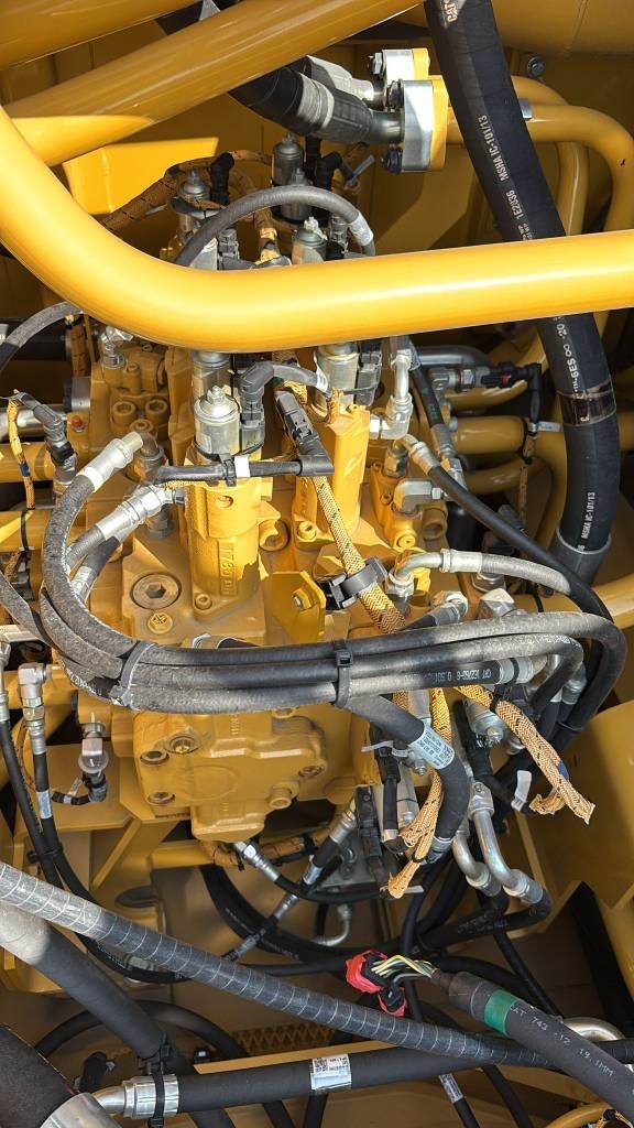 CAT 374