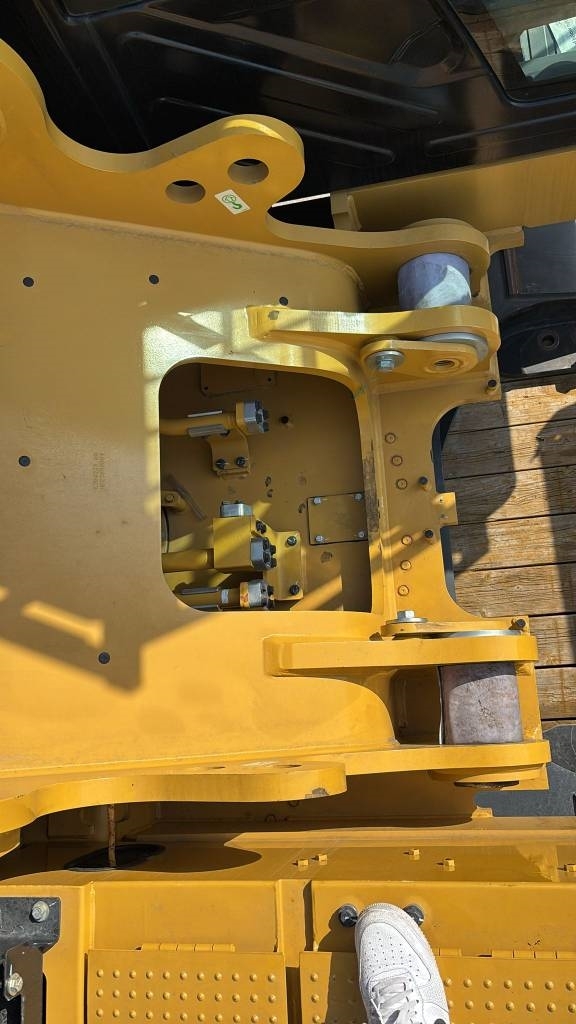 CAT 374