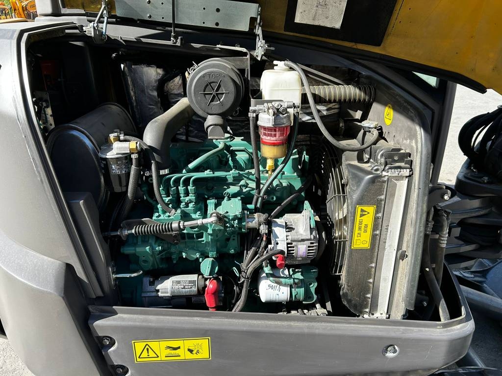volvo-ecr-50-d-engcon-rasvari,146e119e