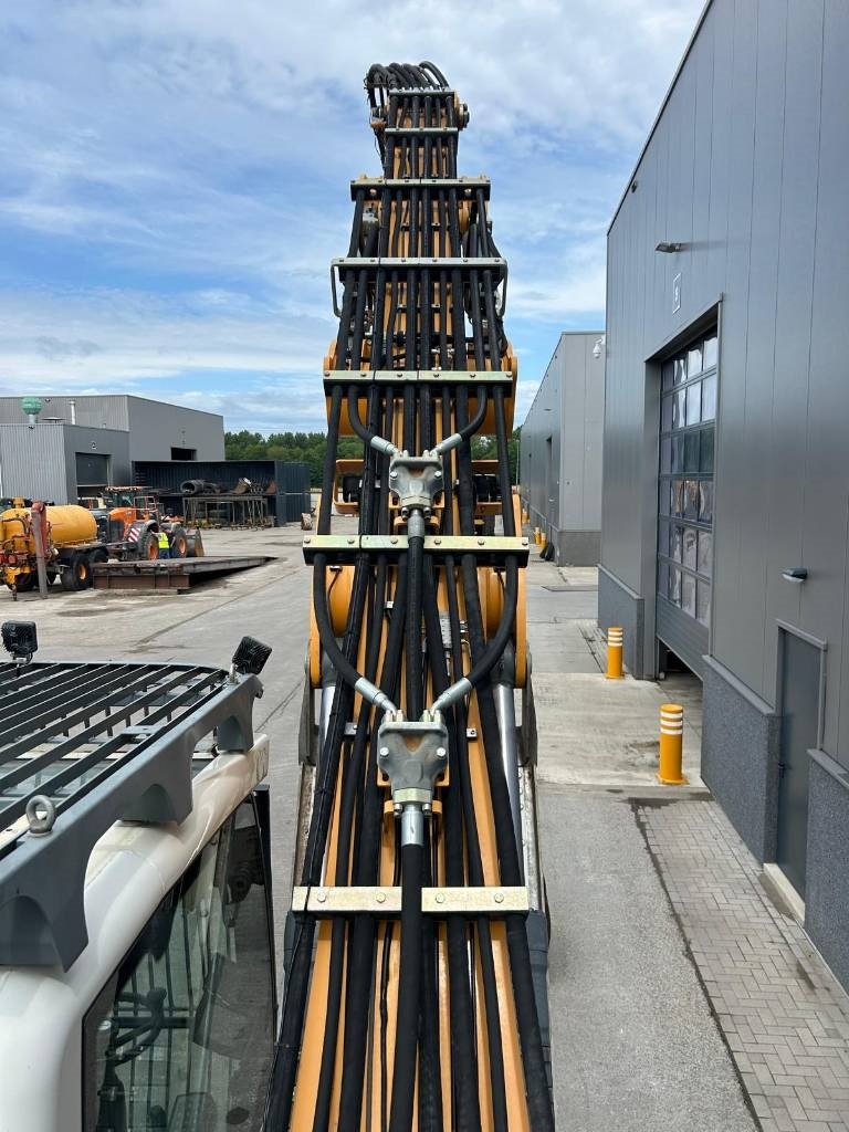Liebherr LH 24 M