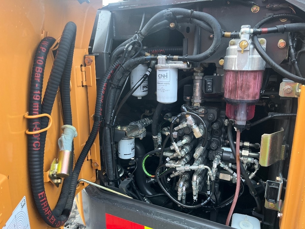 case-cx-85-d-engcon-kauha-rasv,2861928f