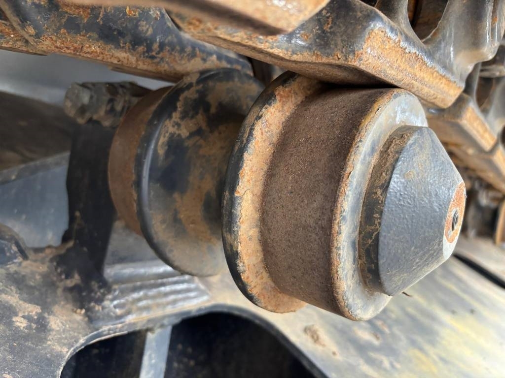 Komatsu PC 210-10M0 (New / Non CE Certified)