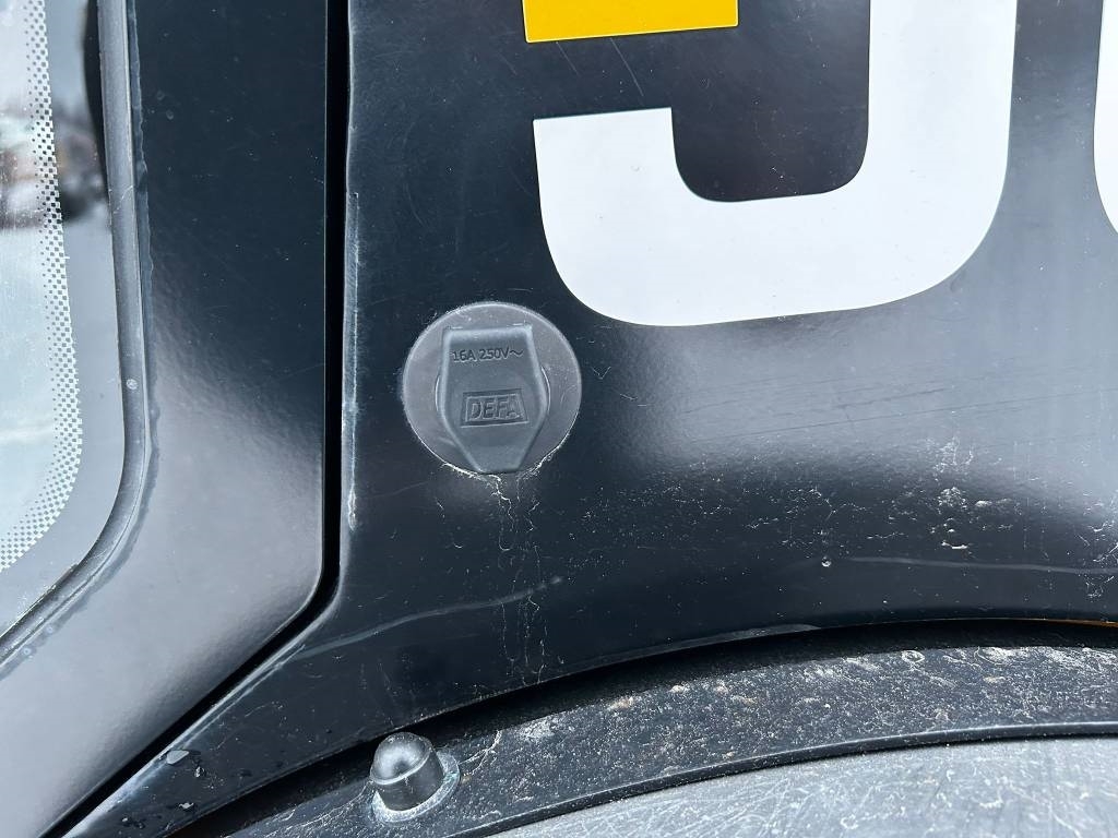 jcb-403-plus-tasauskauha-lammi,0fa74257