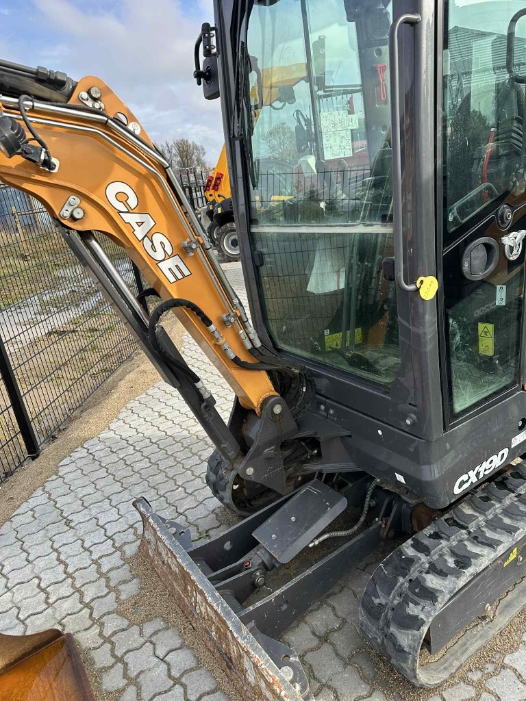 CASE CX 19 D