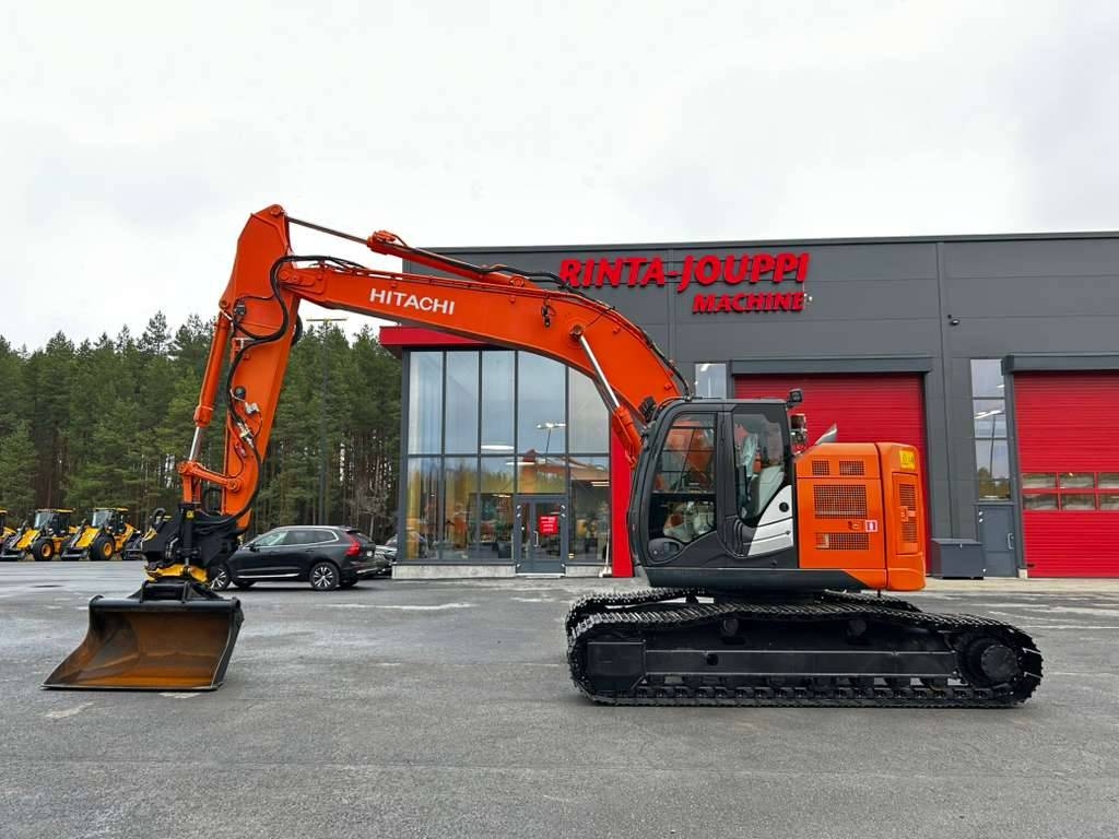 ＊igita＊ Hitachi ZX 225 US LC-5 /MYYTY , SOLD - Crawler Excavators