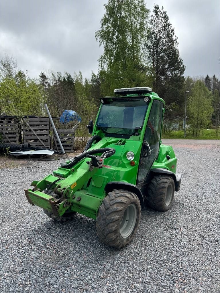 Avant 750