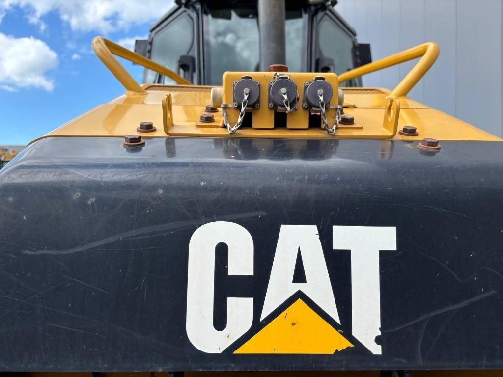 CAT D 5 K 2 XL (Low Verified Hours)