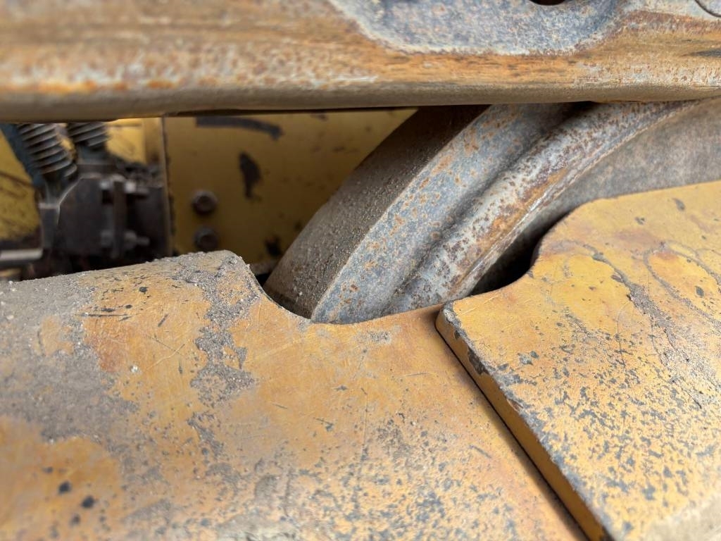 CAT D 5 K 2 XL (Low Verified Hours)