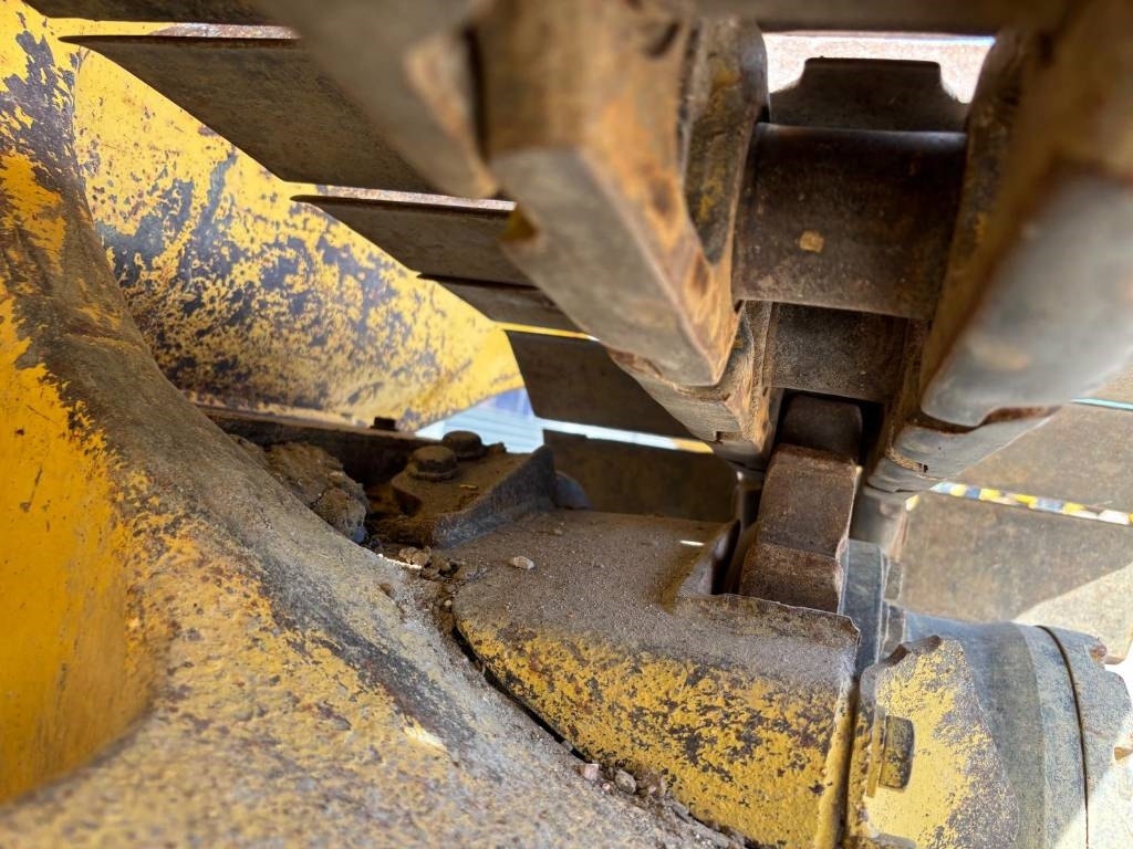 Komatsu D37 PX-23