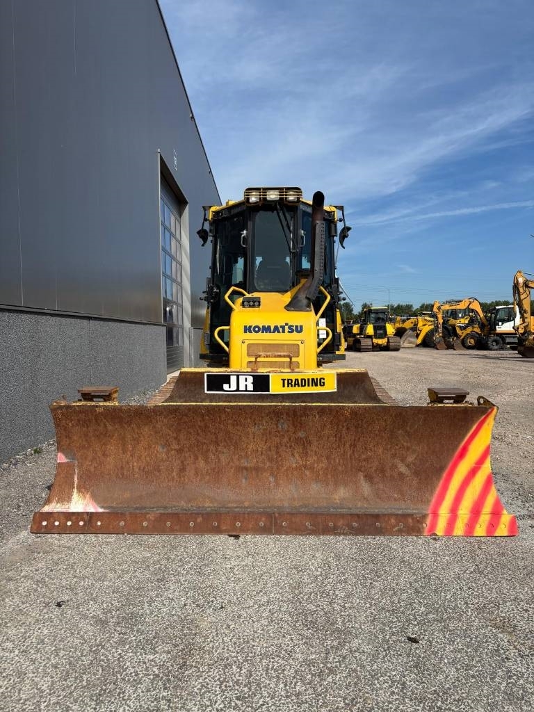 Komatsu D37 PX-23