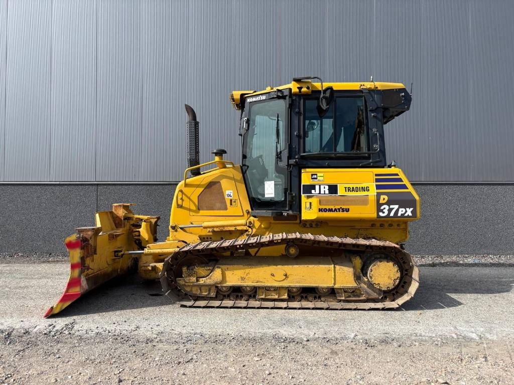 Komatsu D37 PX-23