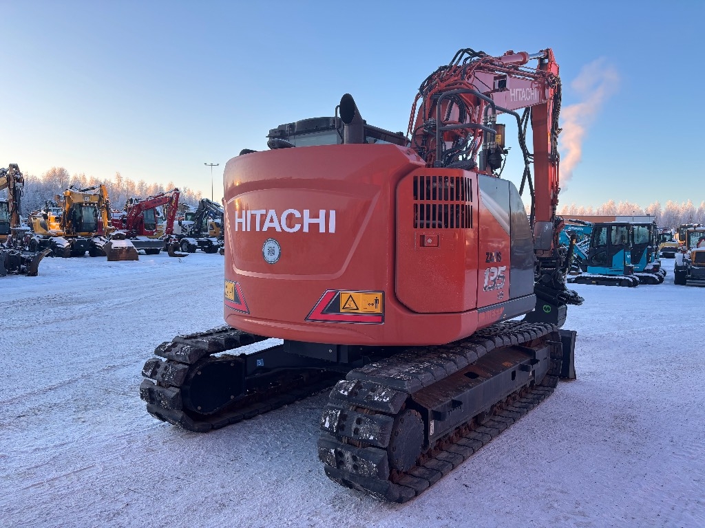 hitachi-zx-135-us-7-demokone-h,437d1cbe